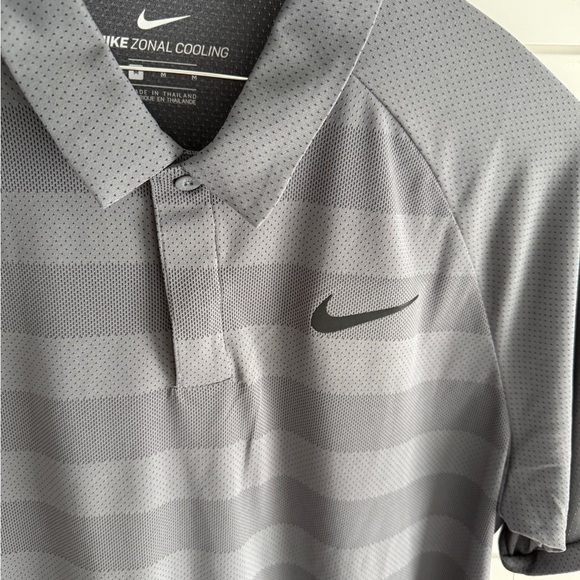 NWT Men’s Nike Golf Shirt - Picture 7 of 7